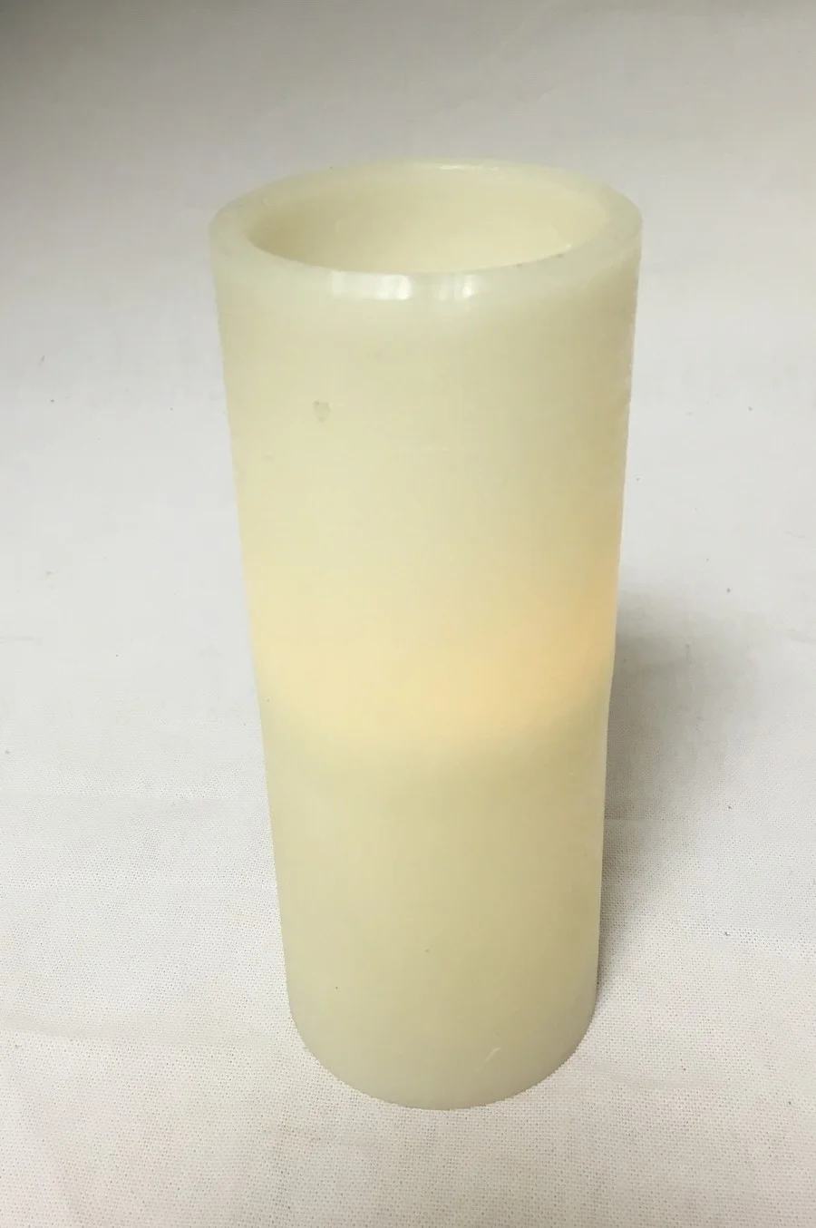 BOUGIE LED 7.5X19X7.5 CM CYLINDRIQUE IVOIRE