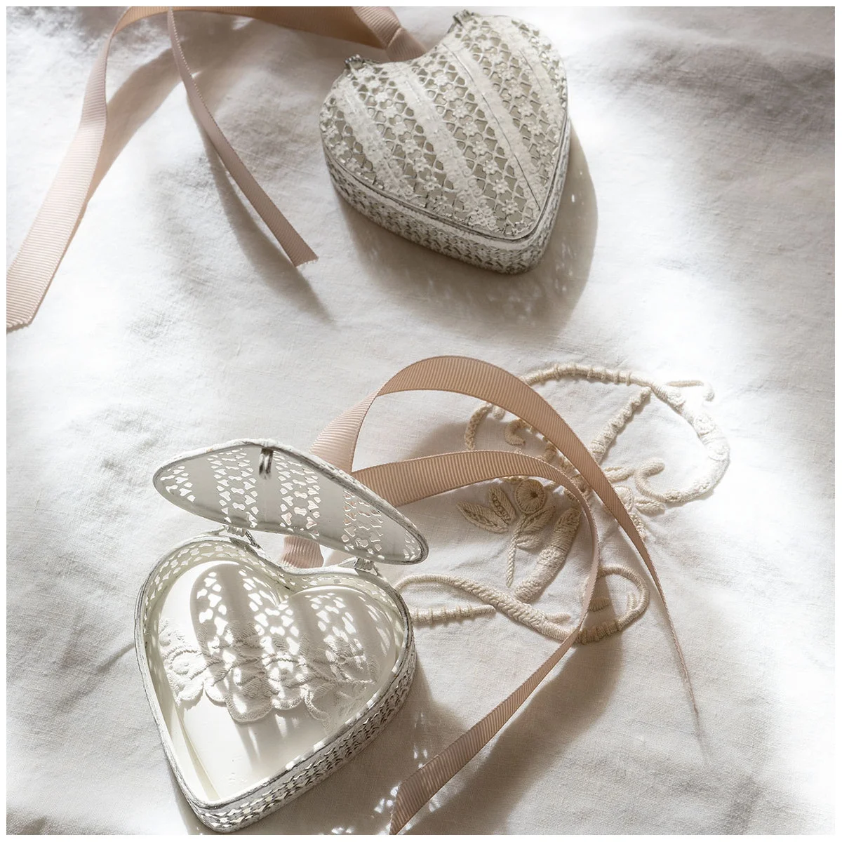 BOITE COEUR ET DECOR PARFUME VANILLE DOREE – Image 5